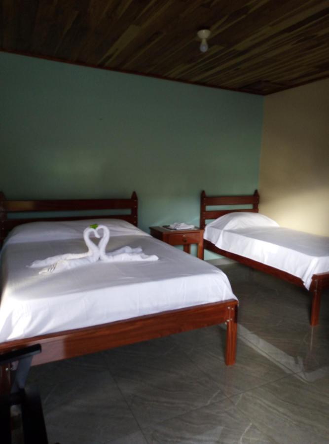 Cabinas El Pilon Rio Celeste エクステリア 写真