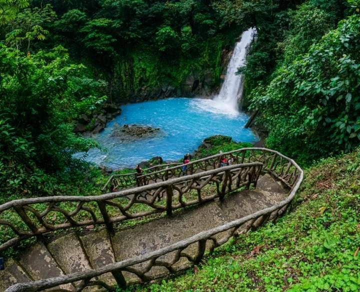 Cabinas El Pilon Rio Celeste エクステリア 写真